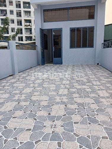 Nhà 3 tầng cho thuê, gần chợ, gần trường học, gần công viên văn hóa Đầ