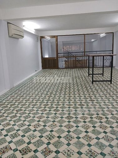 Nhà 3 tầng cho thuê, gần chợ, gần trường học, gần công viên văn hóa Đầ