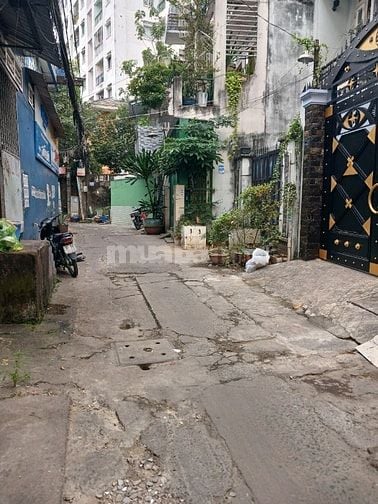 Nhà 3 tầng cho thuê, gần chợ, gần trường học, gần công viên văn hóa Đầ