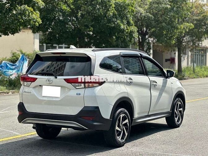 Toyota rush 1.5AT