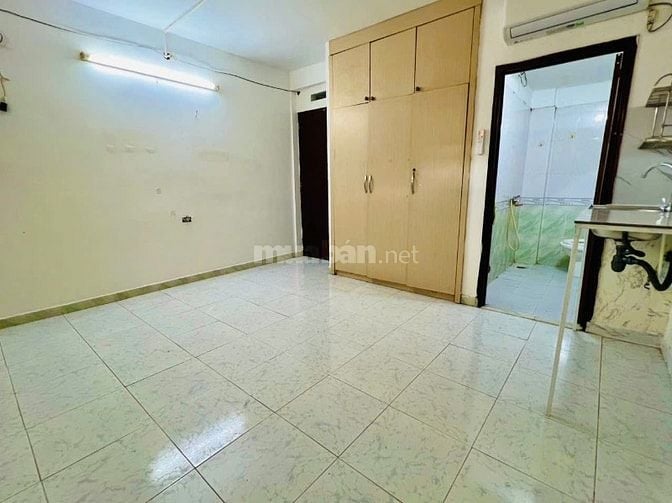 Cho thuê phòng trọ 236/25/6 Điện Biên Phủ giá 4tr (0906292683)