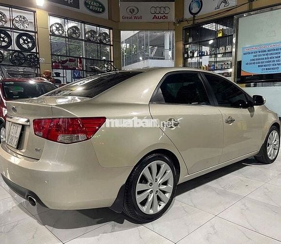 Kia Forte EX 1.6 MT 2011 - Giá TL KH Thiện Chí