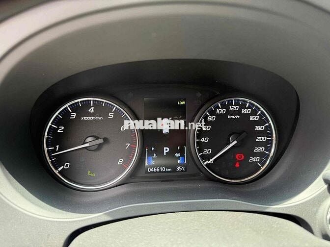 Mitsubishi Outlander 2022 2.0 CVT Premium - 45000