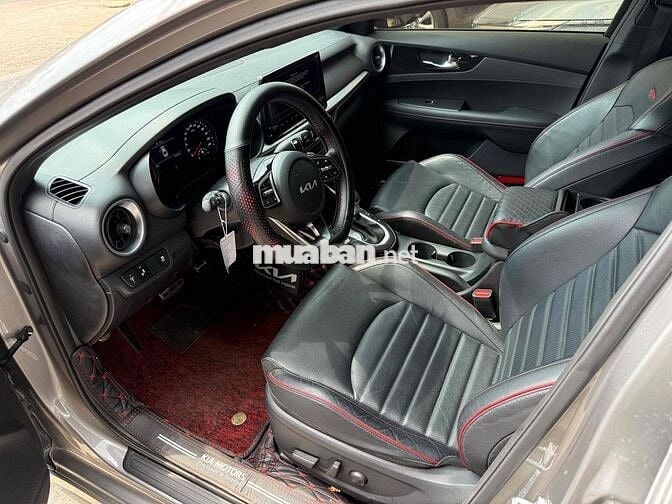 Kia K3 2022 1.6 Turbo GT - 26000 km một chủ dùng