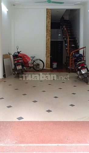 Cho thuê nhà ng ôtô tải ra vào  khu chia lô Trần Khát Chân Lạc Nghiệp 
