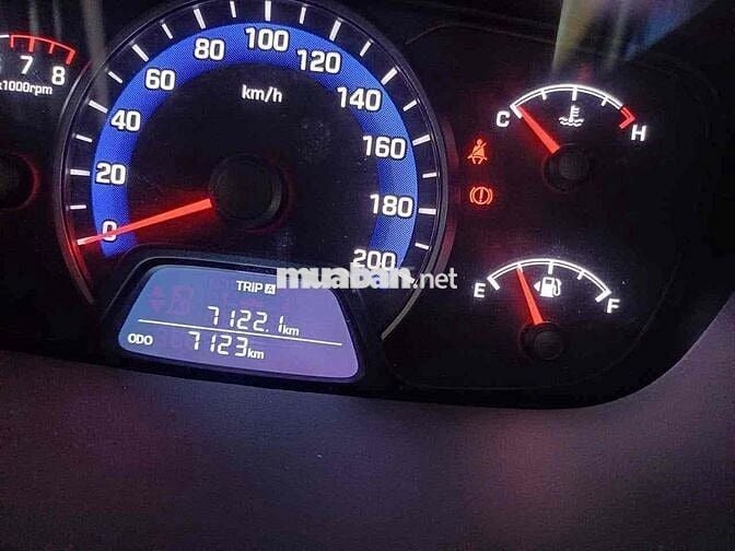 Hyundai Grand i10 2020 Hatchback 1.2 AT - 7000 km