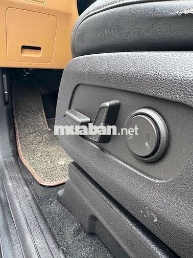 Kia Carnival 2022 2.2D Luxury 8 chỗ - 50000 km