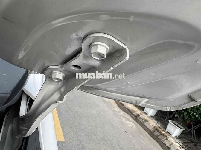 Kia Carnival 2022 2.2D Luxury 8 chỗ - 50000 km
