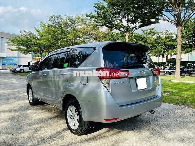 Toyota Innova 2018 2.0E - 38000 km