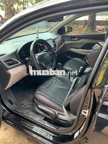 Hyundai Accent 2022 1.4 AT - 73000 km