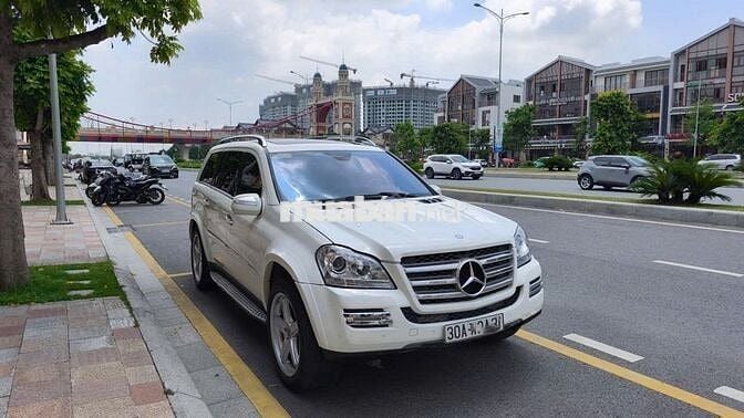 BÁN MERCEDES GL 550 4MATIC – 2009 – FULL OPTION