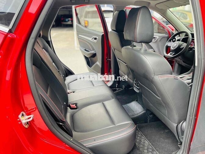 MG ZS 2024 Luxury 1.5 AT 2WD - 14000 km
