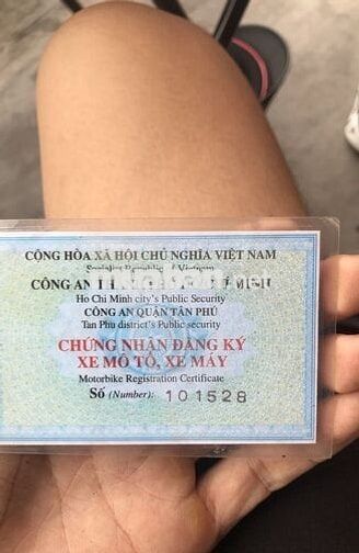 Mình cần bán xe Airblade đỏ đen 8tr5