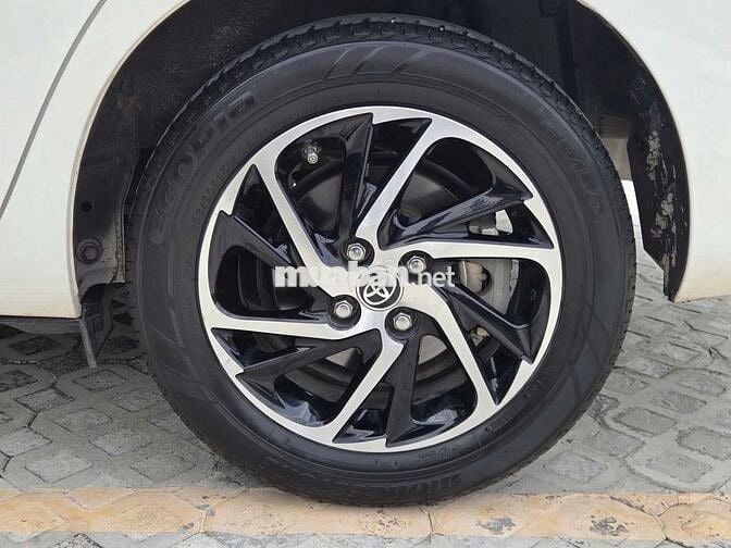 Toyota Vios 2022 E 1.5 MT - 76000 km