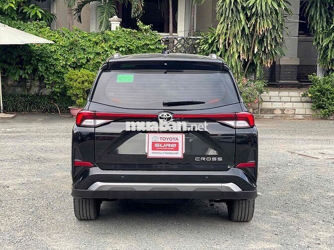 Toyota Veloz Cross Top 2024 Xe hãng bán
