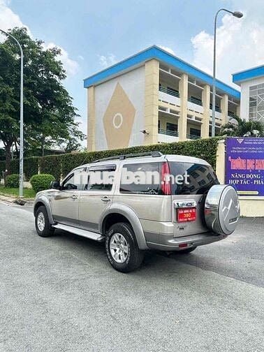 Ford Everest 2008 -MT