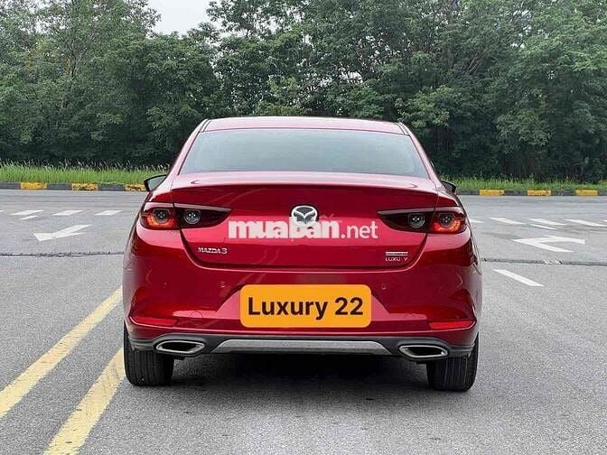 Mazda 3 2022 1.5L Luxury - 50000 km