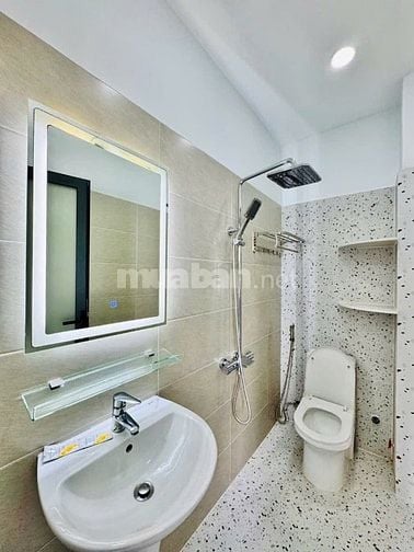 ⭐️Nhà 3 Lầu tuyệt đẹp Cao cấp xe hơi để trong nhà Đường Số 2, P16, GV