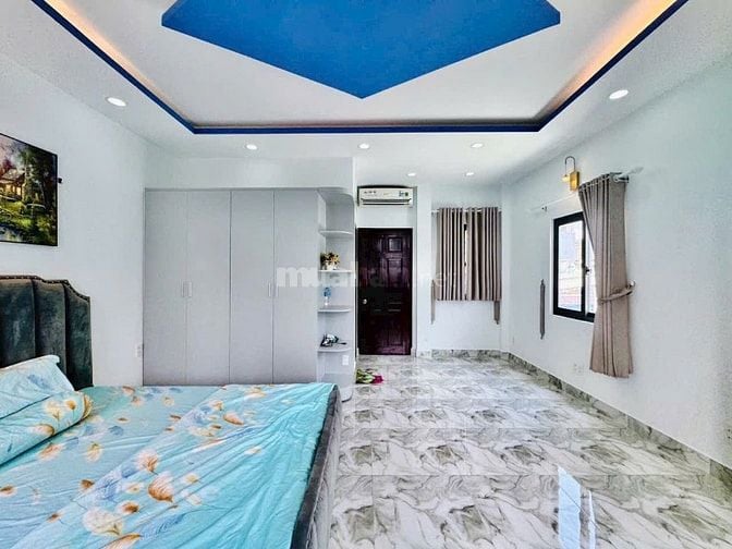 ⭐️Nhà 3 Lầu tuyệt đẹp Cao cấp xe hơi để trong nhà Đường Số 2, P16, GV