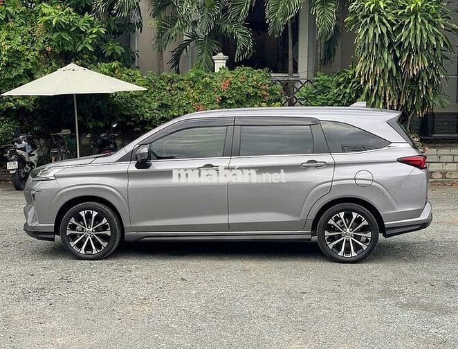 Toyota Veloz Cross 2024 - 49433 km