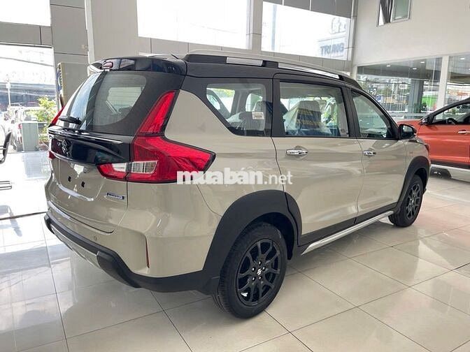Suzuki XL 7 2025 ưu đãi đến 75 tr, 175 tr nhận xe