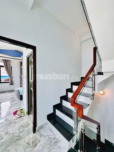 ⭐️Nhà 3 Lầu tuyệt đẹp Cao cấp xe hơi để trong nhà Đường Số 2, P16, GV