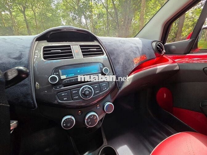 Chevrolet Spark 2014 LTZ 1.0 AT - 96000 km