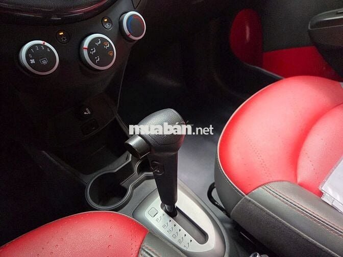 Chevrolet Spark 2014 LTZ 1.0 AT - 96000 km
