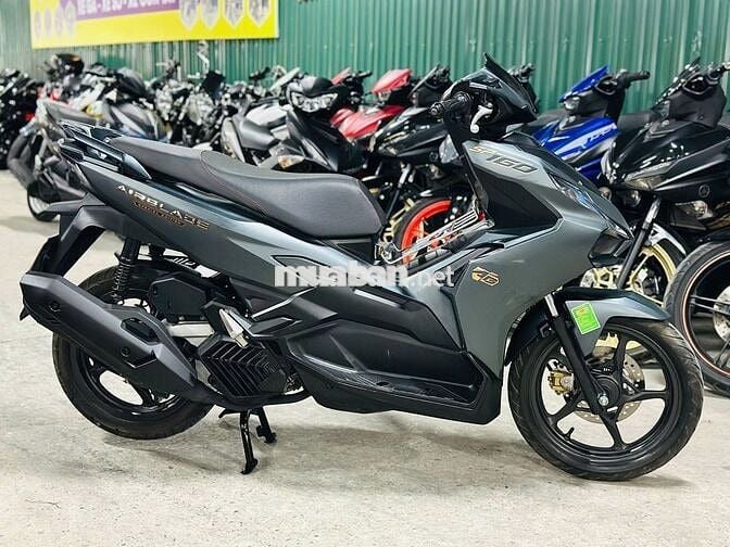 XE MÁYTHANH TÙNG_AIR BLADE 160 ABS BẢN ĐẶC BIỆT