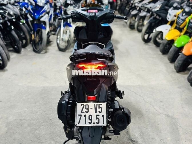 XE MÁYTHANH TÙNG_AIR BLADE 160 ABS BẢN ĐẶC BIỆT