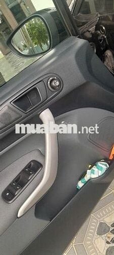 Ford Fiesta 2011 1.6 AT - 156000 km