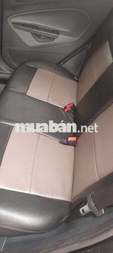 Ford Fiesta 2011 1.6 AT - 156000 km