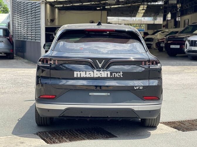VinFast VF8 2023 Plus Pin mua CATL - 23000 km