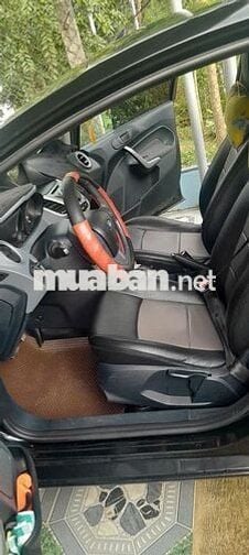 Ford Fiesta 2011 1.6 AT - 156000 km