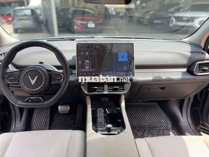 VinFast VF8 2023 Plus Pin mua CATL - 23000 km
