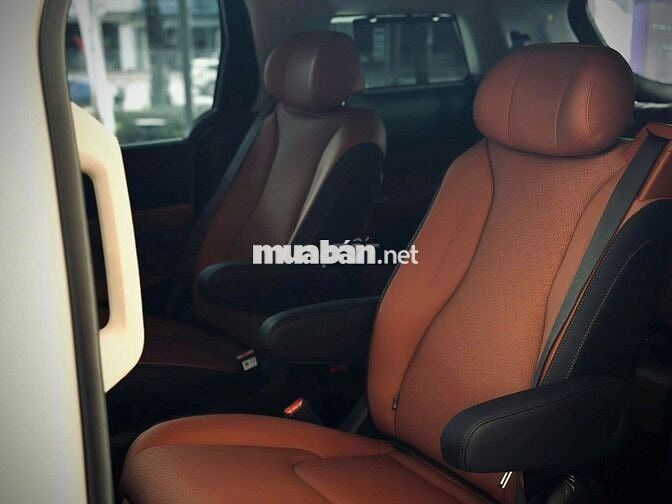 KIA NEW CARNIVAL ƯU ĐÃI GIẢM TIỀN MẶT VÀ BHVC