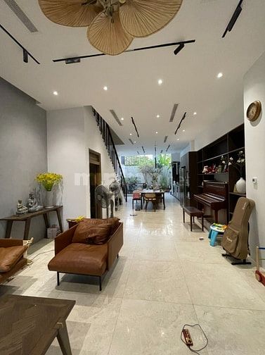 Bán nhà mặt tiền đường 52 Bình Trưng Tây Quận 2 giá 24 tỷ