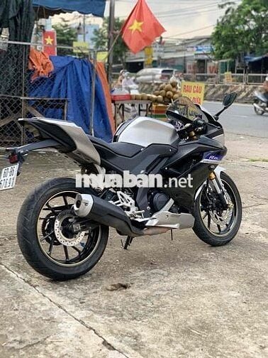 r15v3 zin