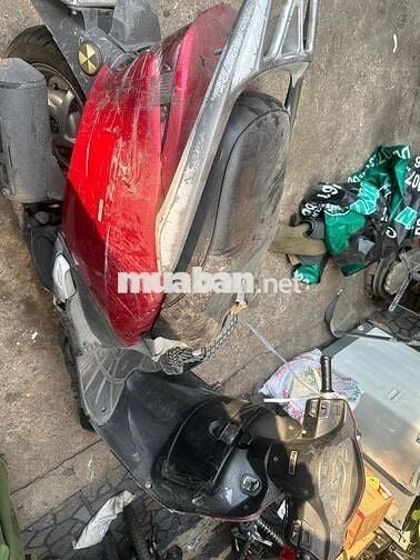 xe máy honda như hình để lâu, không chạy được