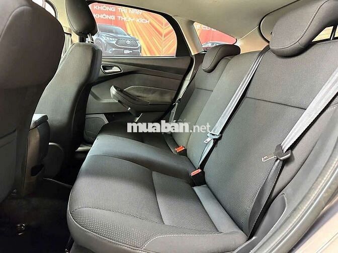 Ford Focus 2017 Trend 1.5AT, màu xám,48.000 km