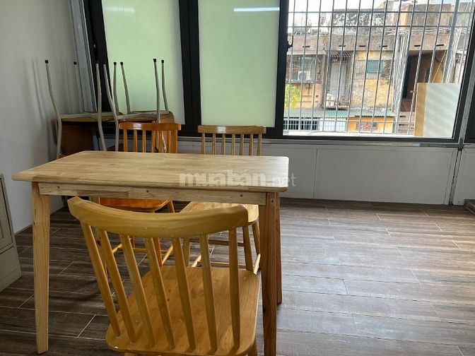 Chính chủ cần bán nhà tập thể diện tích sử dụng 100m2, gần hồ Kim Đồng