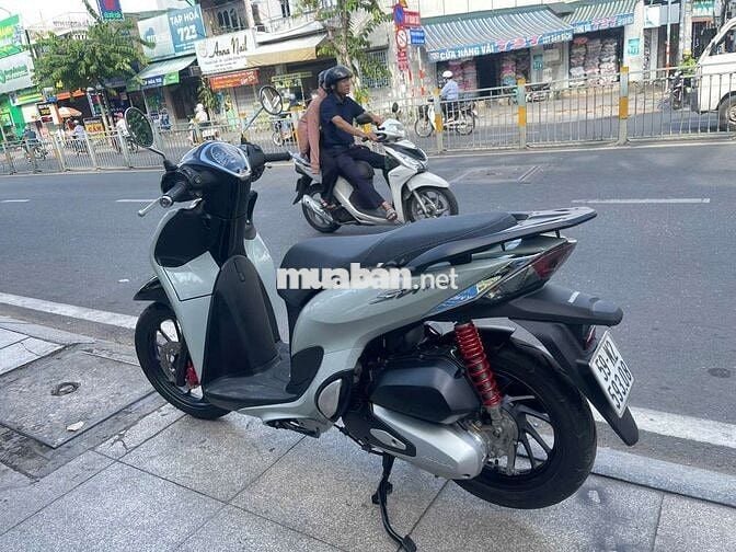 Honda SH mode 2021 mới 90% Bstp chính chủ