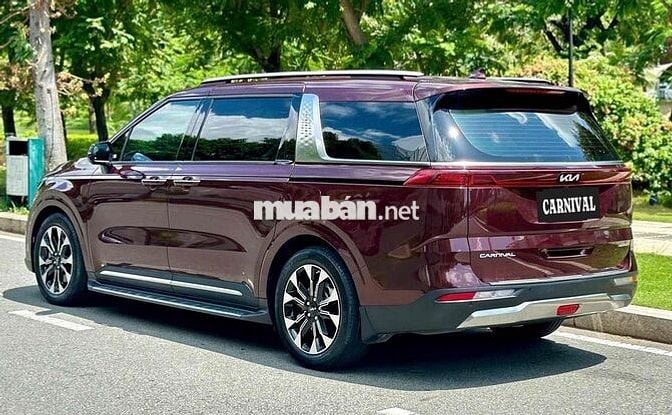 Kia Carnival 2022 2.2D Signature 7 ghế
