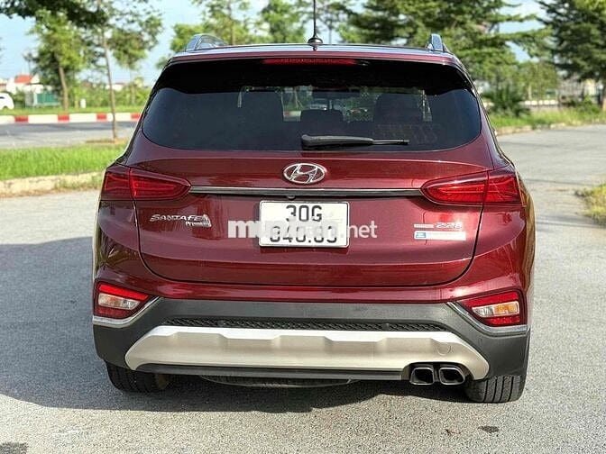Hyundai Santa Fe 2019 2.2D Premium - 78000 km