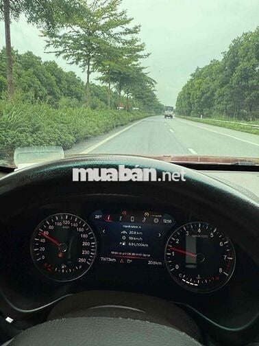VinFast Lux SA2.0 2019 Plus 2.0 AT - 710000 km