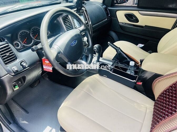 Ford Escape 2011 XLS 2.3L 4x2 AT - 145000 km