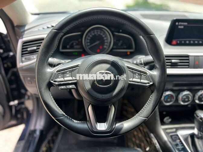 Mazda 3 đời 2018