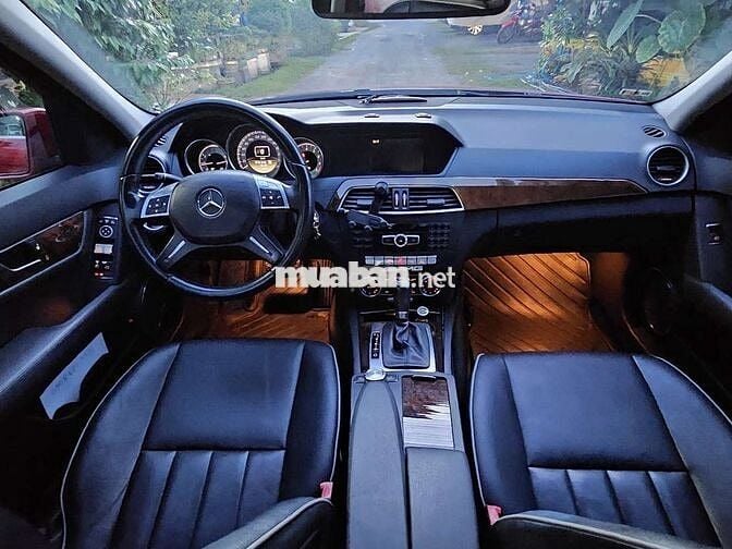2012 C250 Exclusive - 77000 km