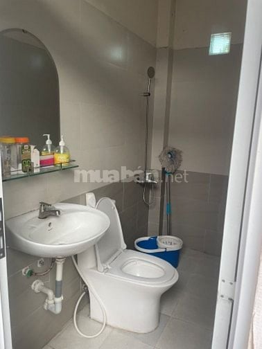 Cho thuê mặt bằng 30m2 tầng 1. Hồng Hà Tân Bình 