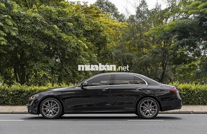 E300_AMG_2022 màu đen nt đen siêu lướt giá tốt